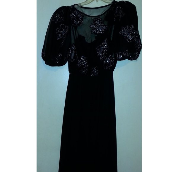 Handmade black Chiffon DRESS PUFF SLEEVES size 5/6 - Picture 2 of 9